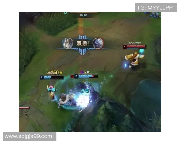 JDG与V5语音对决分析探讨赛场策略与团队配合技巧