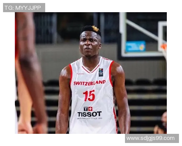 克林特卡佩拉：从边缘球员到NBA明星的奋斗之路与成长故事