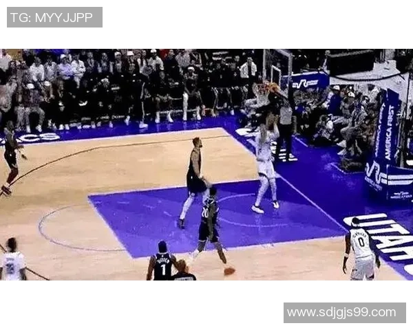 快船与爵士第六场激战回顾球员表现与战术分析全景呈现